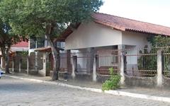 CASA EM SANTA CRUZ